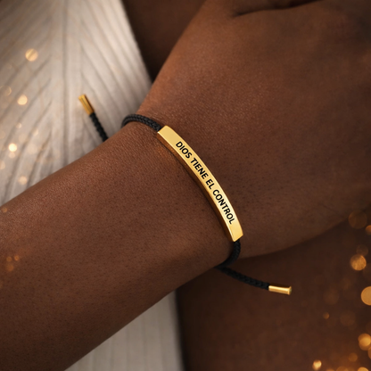 Pulsera Dios Tiene el Control + Regalo Especial Incluido 🎁